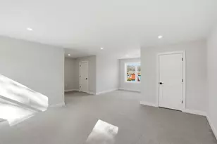 2 Valley Run Dr, Attleboro, MA 02703 - Photo 20