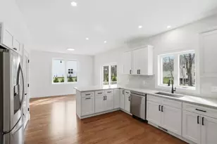 12 Valley Run Dr, Attleboro, MA 02703 - Photo 4