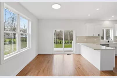 12 Valley Run Dr, Attleboro, MA 02703 - Photo 8