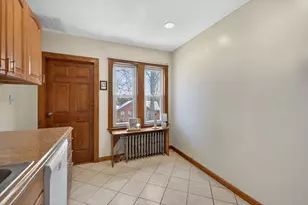 27 S Crescent Circuit, Boston, MA 02135 - Photo 10