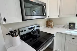 26 Mt Tom Ave, Easthampton, MA 01027 - Photo 12