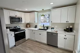 26 Mt Tom Ave, Easthampton, MA 01027 - Photo 14