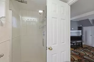 9 Clyde, Somerville, MA 02145 - Photo 16