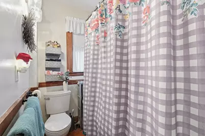 24 Fairview Ave, Swampscott, MA 01907 - Photo 8