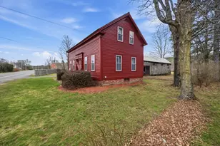 111 South St, Bernardston, MA 01337 - Photo 4