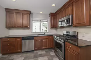 64 Livingstone Ave, Beverly, MA 01915 - Photo 6