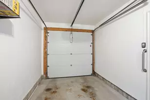 22 Grampian Way, Boston, MA 02125 - Photo 32