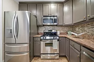 215 Harvard St, Medford, MA 02155 - Photo 10