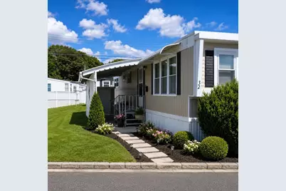 131 Washington St #32, Foxboro, MA 02760 - Photo 2