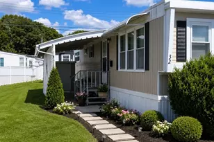 131 Washington St, Foxboro, MA 02760 - Photo 2