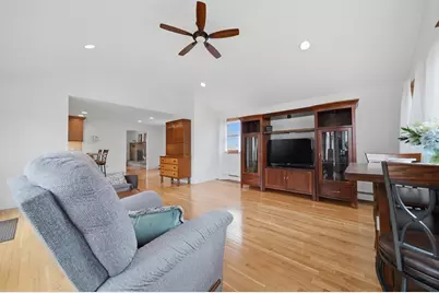 11 Lawrence St, Wakefield, MA 01880 - Photo 18