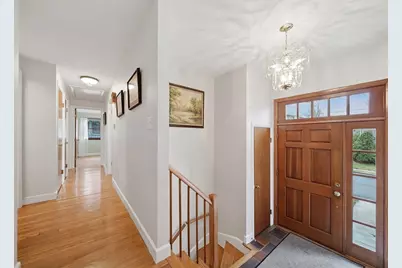 11 Lawrence St, Wakefield, MA 01880 - Photo 4