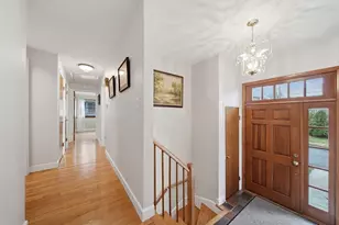 11 Lawrence St, Wakefield, MA 01880 - Photo 4