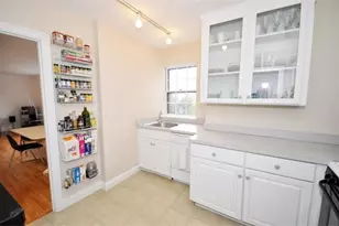 8 Kilsyth Terrace, Boston, MA 02135 - Photo 4