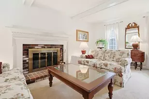 35 Camelot Ct, Stoughton, MA 02072 - Photo 12