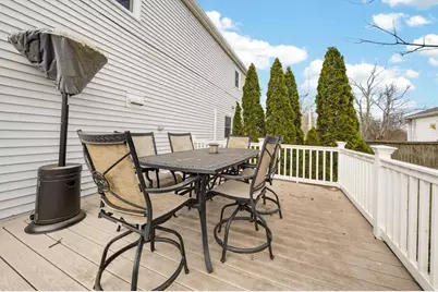 22 Connecticut Ave, Middletown, RI 02842 - Photo 30