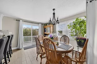 22 Connecticut Ave, Middletown, RI 02842 - Photo 6