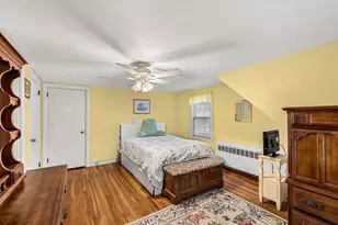 22 Bolton St, Reading, MA 01867 - Photo 16