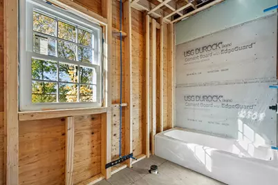 8 Pine St #4, Boston, MA 02136 - Photo 6