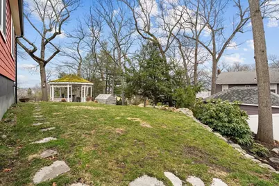 24 Grandview Rd, Arlington, MA 02476 - Photo 34