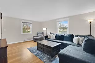 134 Newhouse St, Springfield, MA 01118 - Photo 16