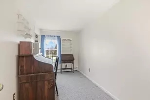 44 Wilshire Cir, Dracut, MA 01826 - Photo 20