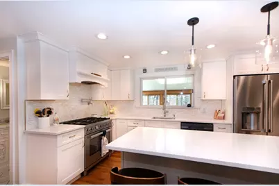 18 Longmeadow Rd, Scituate, MA 02066 - Photo 6