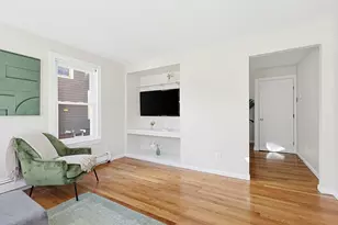 7 Hampshire St, Everett, MA 02149 - Photo 4