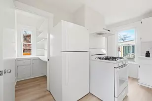 7 Hampshire St, Everett, MA 02149 - Photo 26