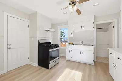 7 Hampshire St, Everett, MA 02149 - Photo 24