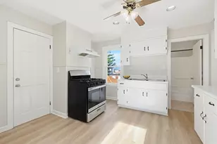 7 Hampshire St, Everett, MA 02149 - Photo 24