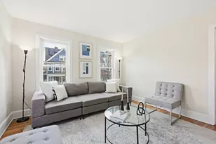 7 Hampshire St, Everett, MA 02149 - Photo 20