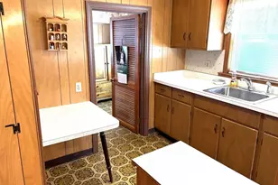 42 Taylor Point Rd, Pembroke, MA 02359 - Photo 12