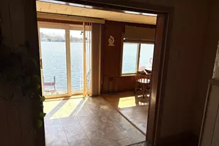 42 Taylor Point Rd, Pembroke, MA 02359 - Photo 16