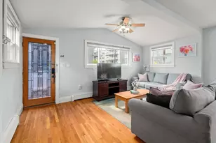 7 Meacham St, Somerville, MA 02145 - Photo 12