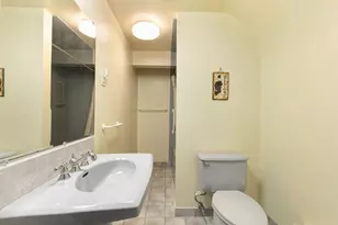 1 Sutton Pl, Weston, MA 02493 - Photo 28