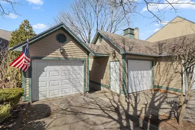 27 Lebeaux Dr #27, Shrewsbury, MA 01545 - Photo 2