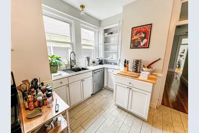 35 Essex St #1, Cambridge, MA 02139 - Photo 1