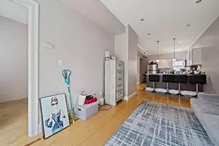 662 E 7th St, Boston, MA 02127 - Photo 2