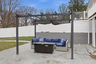 24 Clark St, Salem, MA 01970 - Photo 32