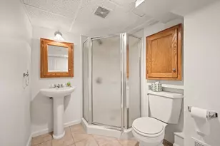 9 Metacomet Rd, Longmeadow, MA 01106 - Photo 34