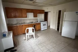 31 Rosedale St, Boston, MA 02124 - Photo 4