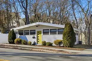 43 Sparhawk St, Amesbury, MA 01913 - Photo 18