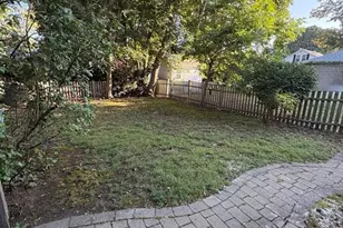 41 Century St, Medford, MA 02155 - Photo 30