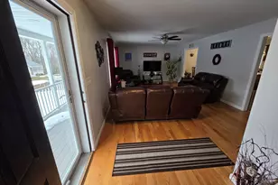 229 Concord St, Fall River, MA 02723 - Photo 6