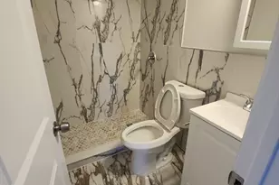 137 Cobb St, Springfield, MA 01119 - Photo 18