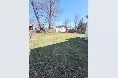 137 Cobb St, Springfield, MA 01119 - Photo 28