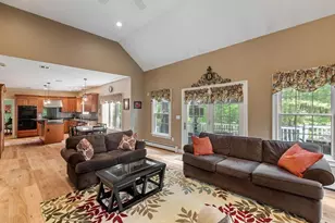 35 Fairbanks Dr, Wrentham, MA 02093 - Photo 14