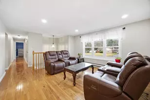 970 Crescent St, Brockton, MA 02302 - Photo 8