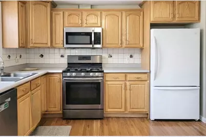 970 Crescent St, Brockton, MA 02302 - Photo 4